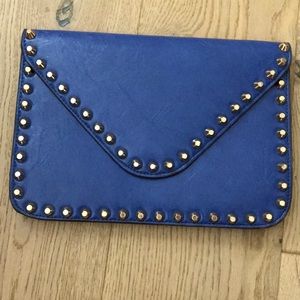 Blue clutch